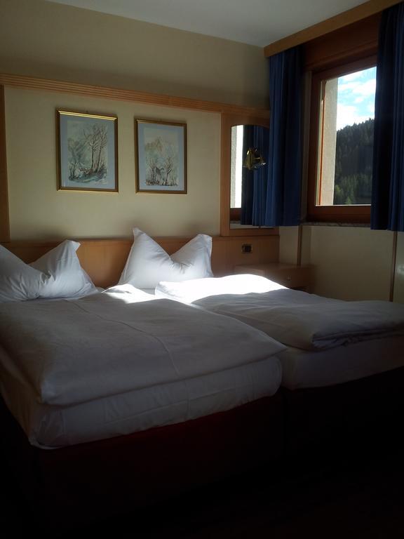 Chalet Brigitte B&B Arabba Δωμάτιο φωτογραφία